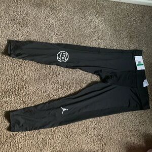 EYBL tights Never worn 3/4